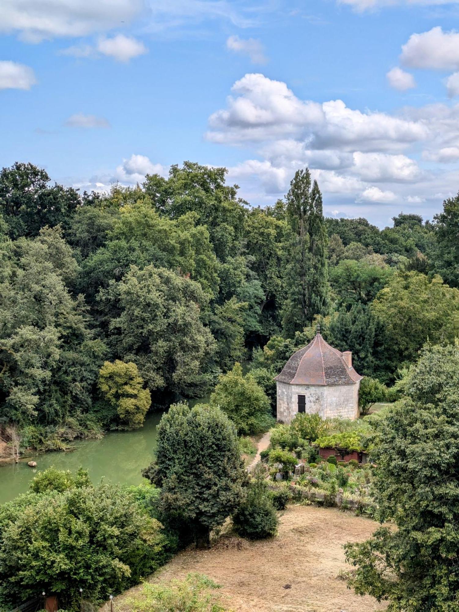 Apartamento Parenthese Au Jardin Du Roy Nérac Exterior foto