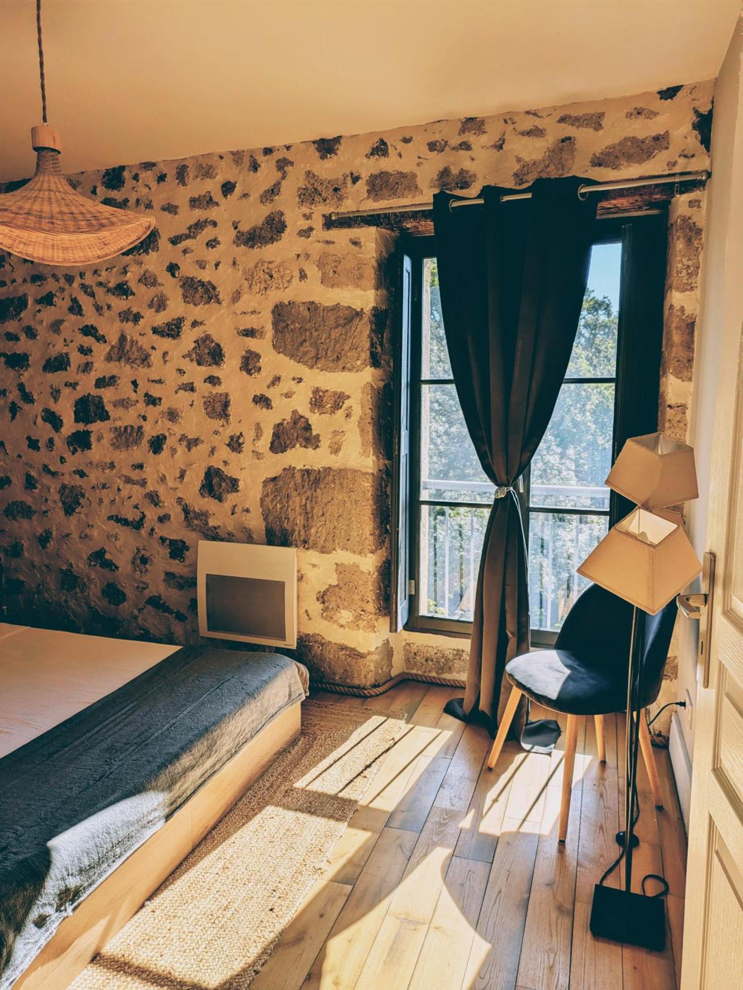Apartamento Parenthese Au Jardin Du Roy Nérac Habitación foto